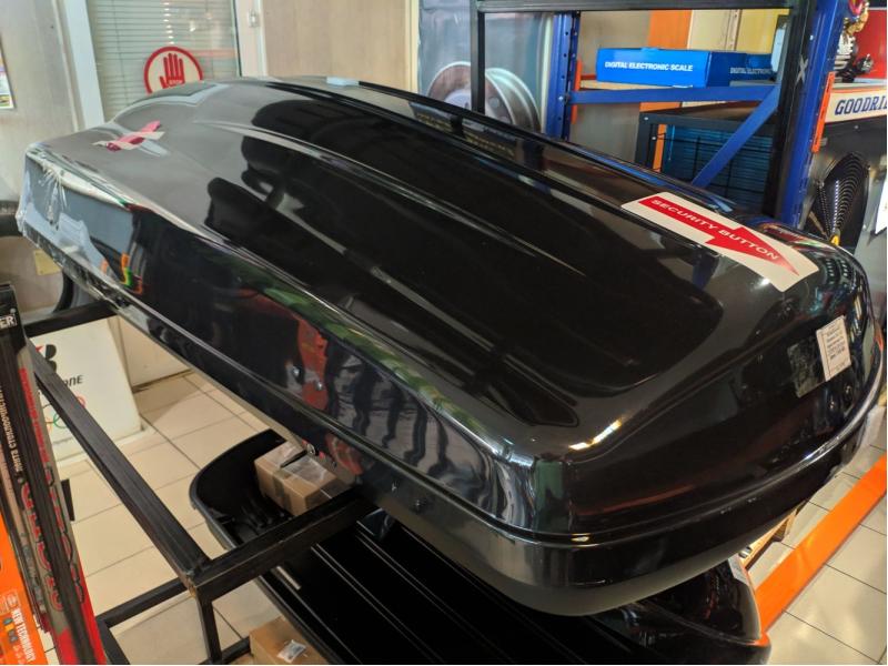Portbagaj auto WEGO 500 negru lucios