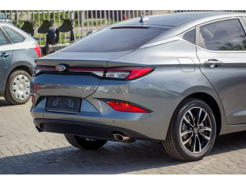 Jac J7