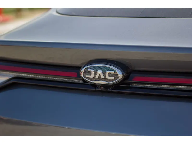 Jac J7