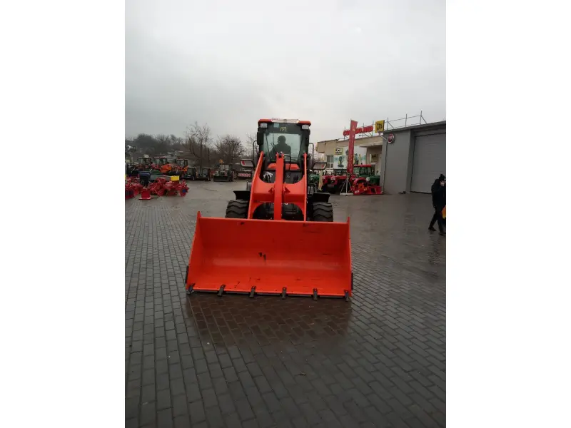 Incarcator Frontal Molot 200 T Incarcator Frontal Molot 200 T