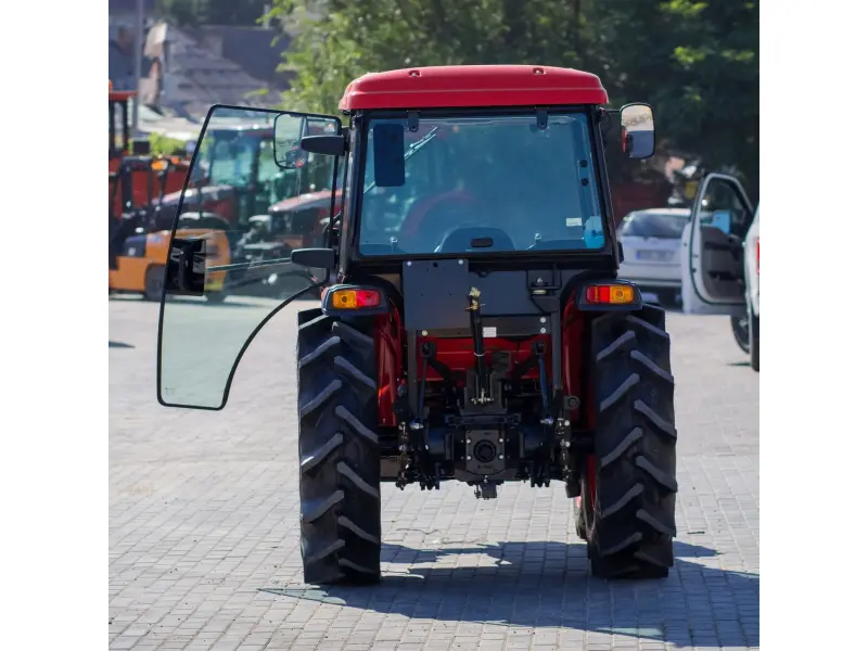 TRACTOR KIOTI DK-5810 TRACTOR KIOTI DK-5810