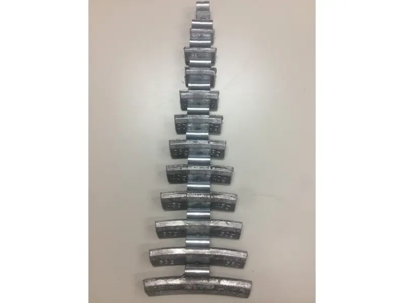 Greutăți de plumb pentru calibrare roți 45g (pachet 50 buc) Greutăți de plumb pentru calibrare roți 45g (pachet 50 buc)