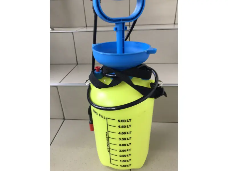 Pulverizator manual 5 litri BIZON
