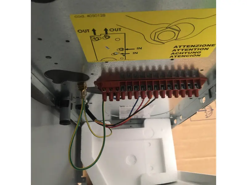 Ventiloconvector de podea Sabiana Carisma CRC 33 MV