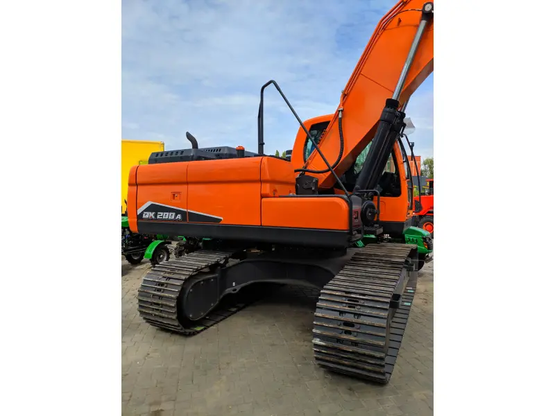 Гусеничный экскаватор Doosan DX200A-7M . 