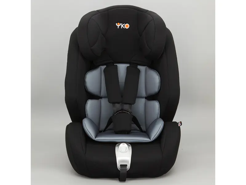 Scaun auto YKO-931. De la 1 an la 12 ani. Greutate de la 9 kg la 36 kg.